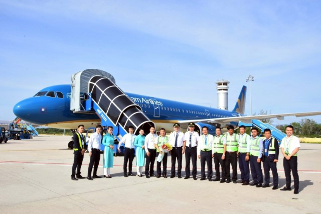 Chuyến bay VN1552 khai trương đường CHC số 2 sân bay Cam Ranh