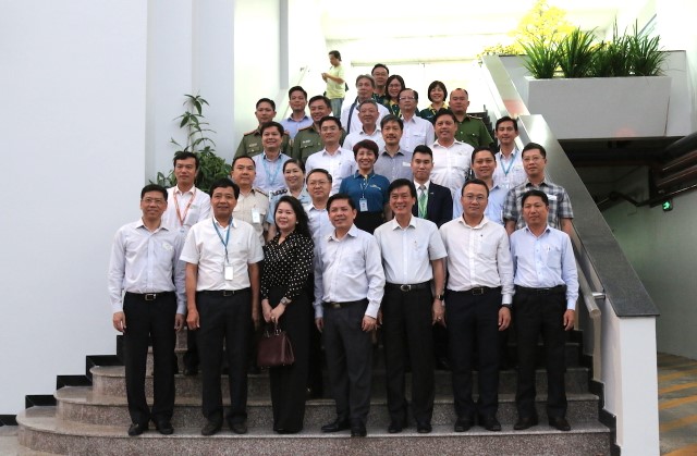 Bộ trưởng Nguyễn Văn Thể làm việc và chúc Tết tại Tân Sơn Nhất