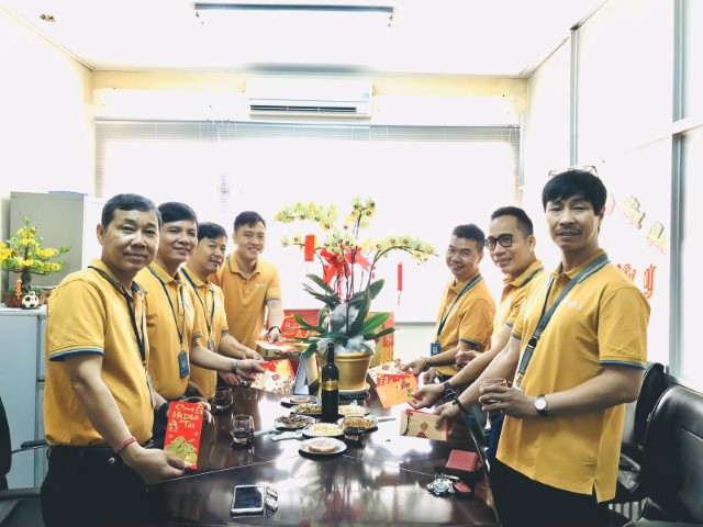 Trung tâm Phục vụ Bảo dưỡng HCM – VAECO gặp mặt đầu Xuân Canh tý