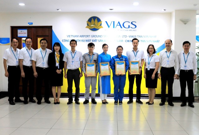 VIAGS TSN biểu dương – khen thưởng 4 CBNV
