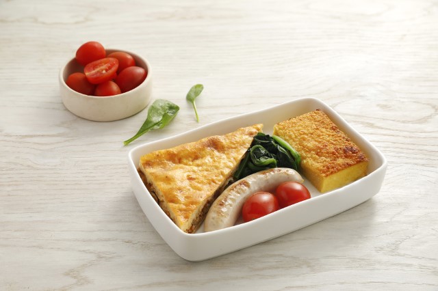 Bánh quiche nấm và xúc xích gà: Hài hòa phong vị ẩm thực Á – Âu