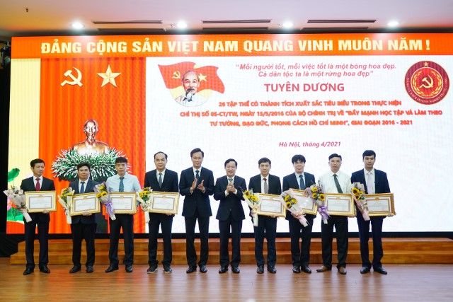 Đảng bộ TCT được vinh là danh tập thể, cá nhân có thành tích xuất sắc tiêu biểu trong thực hiện Chỉ thị số 05