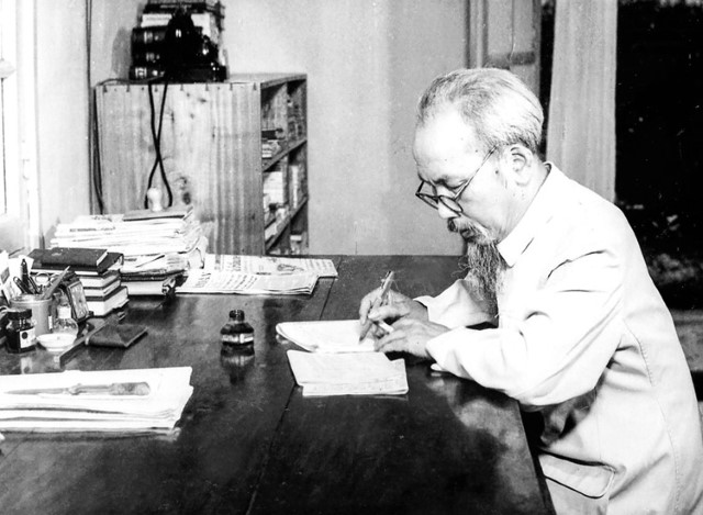 Tinh thần Hồ Chí Minh qua những bức thư