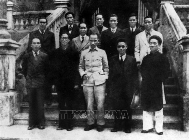 Nhớ lại những kỷ niệm Chủ tịch Hồ Chí Minh với Cách mạng tháng Tám