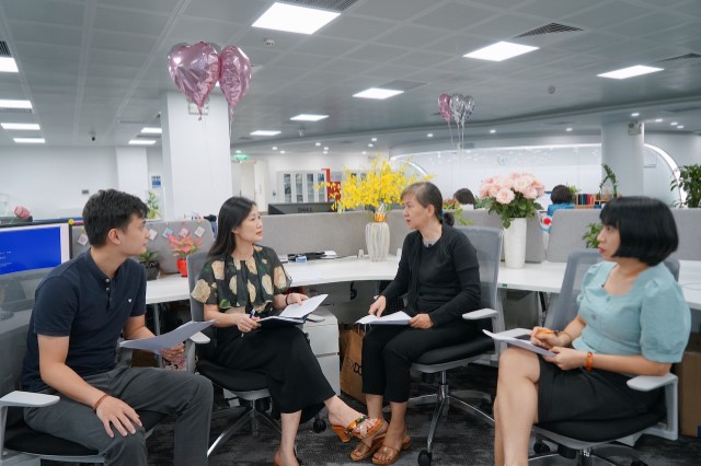 [Quanh chúng ta] Tổ quản lý đường bay Quốc tế và dấu hiệu đáng mừng của việc phục hồi