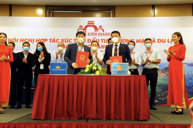 VNA ký kết thỏa thuận hợp tác toàn diện cùng tỉnh Kiên Giang