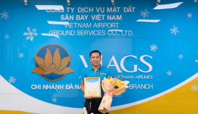 Lan tỏa tấm gương liêm khiết nhặt được tài sản trả lại kịp thời cho khách hàng