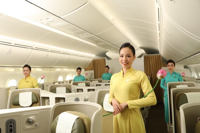Giữ những đóa sen mãi thắm tươi