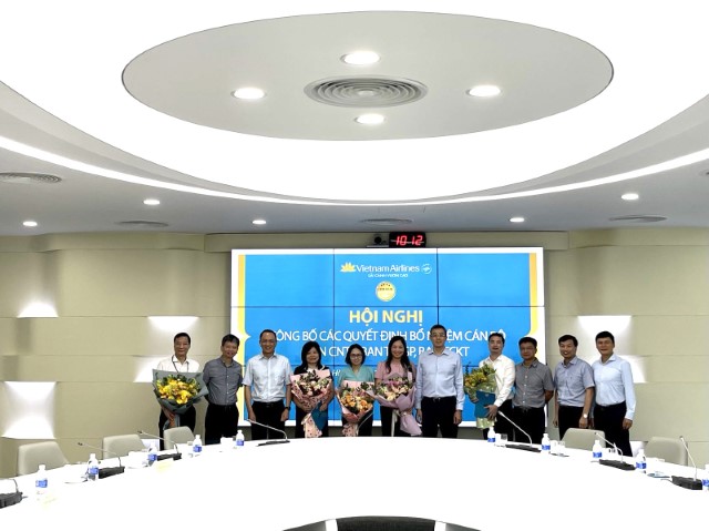 Hội nghị công bố các quyết định bổ nhiệm cán bộ Ban TTBSP, Ban CNTT và Ban TCKT