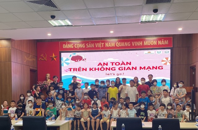 VNA đồng hành bảo vệ và giáo dục con em CBNV trên môi trường Internet