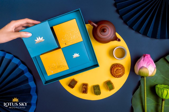 Bánh Trung thu Lotus Sky: Quà tặng cao cấp trên những chuyến bay