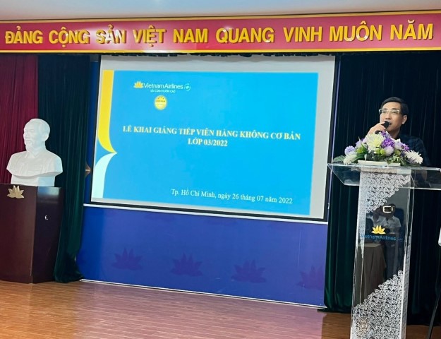 TTHLB khai giảng lớp Tiếp viên hàng không cơ bản 03