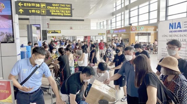 Bản tin HK ngày 31/8: “Cháy” vé tàu, máy bay chặng ngắn dịp Quốc khánh 2/9