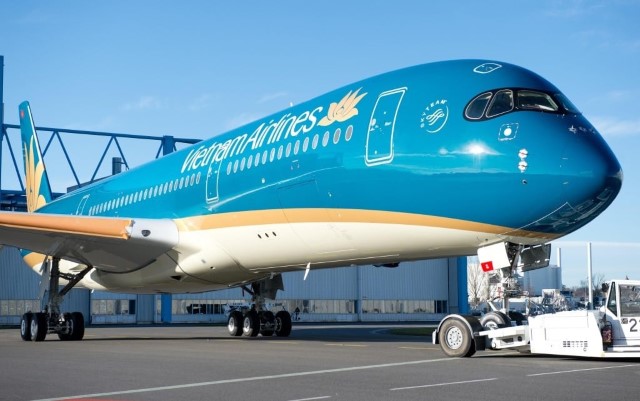 VNA Plane Forced to Return for Emergency Care of a Korean Passenger Having a Convulsion