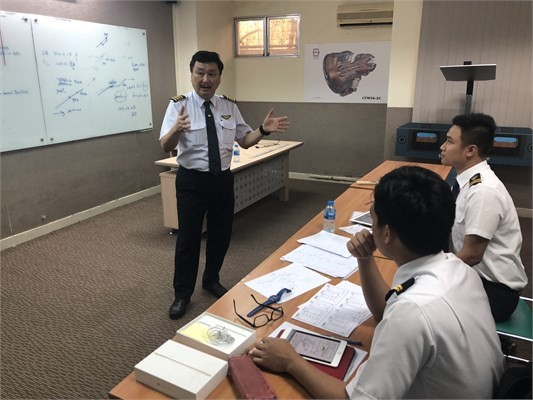 Đào tạo phi công tại Việt Nam chuẩn châu Âu: Học viên cần những gì?