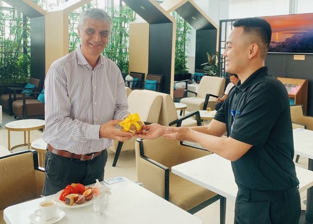 Tết Trung thu trên những cánh bay của VNA