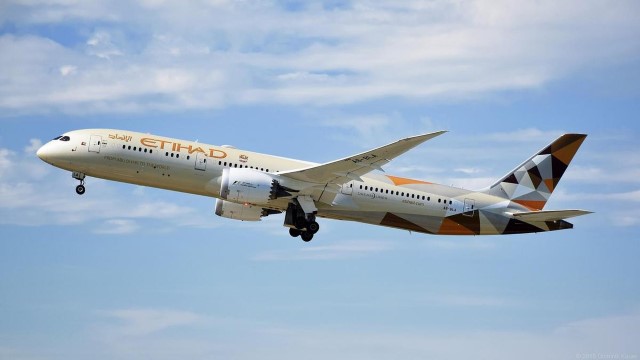 [Green Planet] Eco-flight shows off Etihad’s sustainable credentials