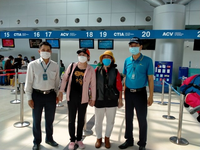 Vietnam Airlines Provides Free Flights Back to Hanoi for 400 Passengers Who Have Completed Their Quarantine Period