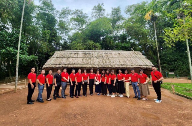 Hành trình về nguồn 2022 của Chi bộ Công ty Sabre Việt Nam tại Làng Sen – Quê Bác