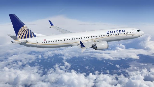 United giảm trọng lượng máy bay để tiết kiệm hàng triệu USD