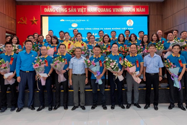 Lãnh đạo TCT gặp mặt Người lao động, cán bộ Công đoàn xuất sắc 2018