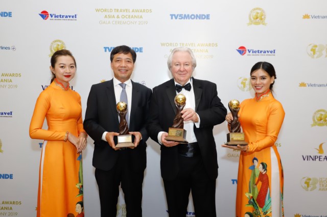 Vietnam Airlines receives three prestigious awards at World Travel Awards Asia 2019