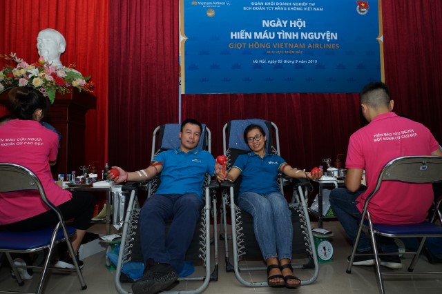 “Giọt hồng Vietnam Airlines”: For Each Blood Donation Given, One Life is Saved