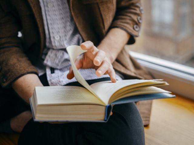 [ĐTN – Sách hay] Cùng thanh niên đọc sách mỗi tuần