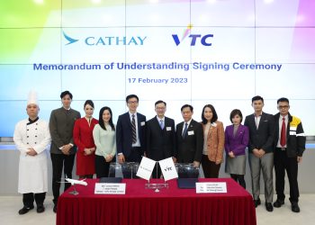 Cathay signs training MOU