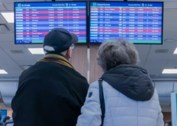 Du lịch hàng không Canada khó khăn vì thiếu hụt phi công trầm trọng