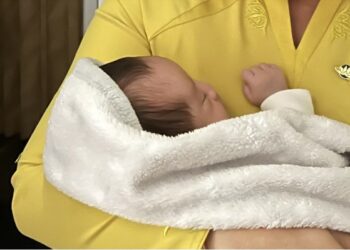 Chuyến bay đầu đời đặc biệt cùng VNA