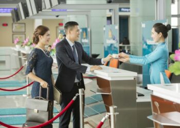 Ưu đãi gia hạn và nâng hạng thẻ dành cho hội viên Lotusmiles