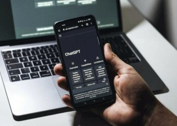 Du khách dùng ChatGPT để phàn nàn hãng bay