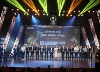 Vietnam Airlines là nhà tài trợ vận chuyển chính thức cho giải thưởng Quả Bóng Vàng Việt Nam năm 2022