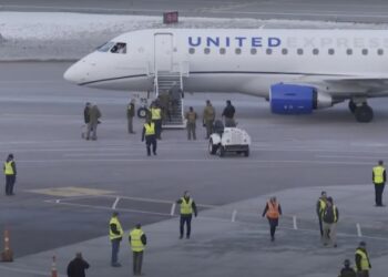 Aviation News No.48: Đe doạ đánh bom trên máy bay của Singapore Airlines và United Airlines