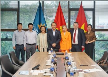 TGĐ làm việc với đại diện sân bay Domodedovo