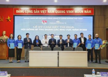 Mít tinh kỷ niệm 92 năm ngày thành lập Đoàn và Hội nghị Đối thoại giữa Đảng uỷ, Ban Lãnh đạo TCT với Đoàn viên thanh niên