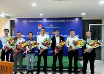 Giao lưu gặp mặt cán bộ Đoàn qua các thời kỳ