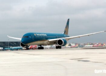 Chưa đủ cơ sở giảm giá dịch vụ cất, hạ cánh với các chuyến bay nội địa năm 2023