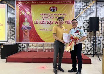 Chi bộ Đội bay A-350 đổi mới, sáng tạo trong hoạt động Về nguồn