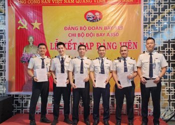 Chi bộ Đội bay A-350 đổi mới, sáng tạo trong hoạt động Về nguồn