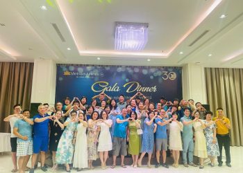 Hội nghị đại biểu người lao động và chương trình về nguồn, học tập của Văn phòng TCT năm 2023