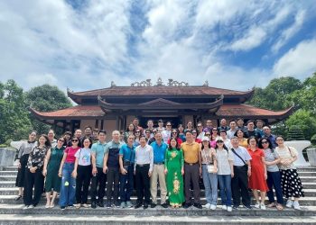 Hội nghị đại biểu người lao động và chương trình về nguồn, học tập của Văn phòng TCT năm 2023