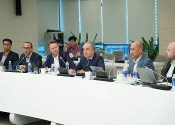 Lãnh đạo TCT làm việc với đối tác Amadeus