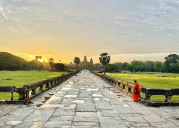 Siêm Riệp- Sự hoài cảm về thời gian