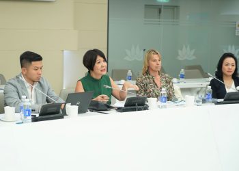 TGĐ làm việc với Tập đoàn Visa