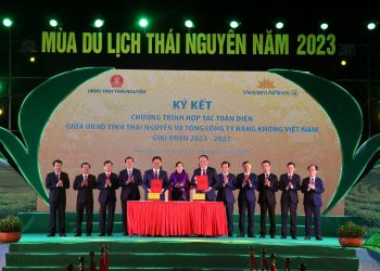 Vietnam Airlines ký kết hợp tác toàn diện với tỉnh Thái Nguyên