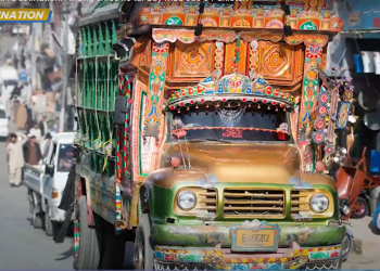 [Spirit Channel] VNA Destination: Những chiếc xe tải đầy màu sắc ở Pakistan