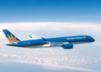 Cổ phiếu Vietnam Airlines bất ngờ tăng kịch trần