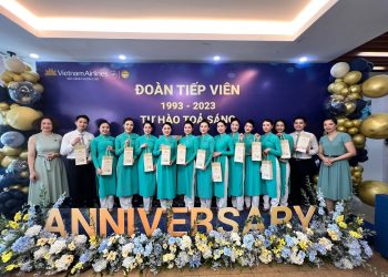 Đoàn tiếp viên: 30 năm xây dựng và phát triển